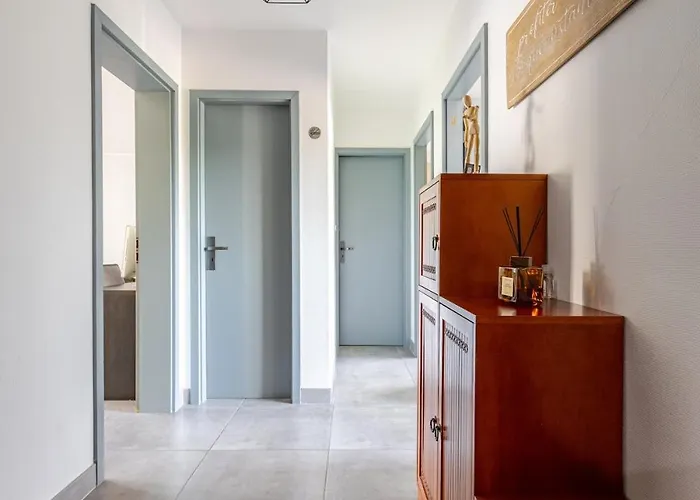 Netflix Spacieux Calme Parking Lägenhet