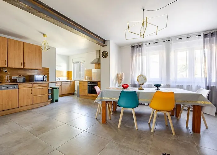 Netflix Spacieux Calme Parking Lägenhet